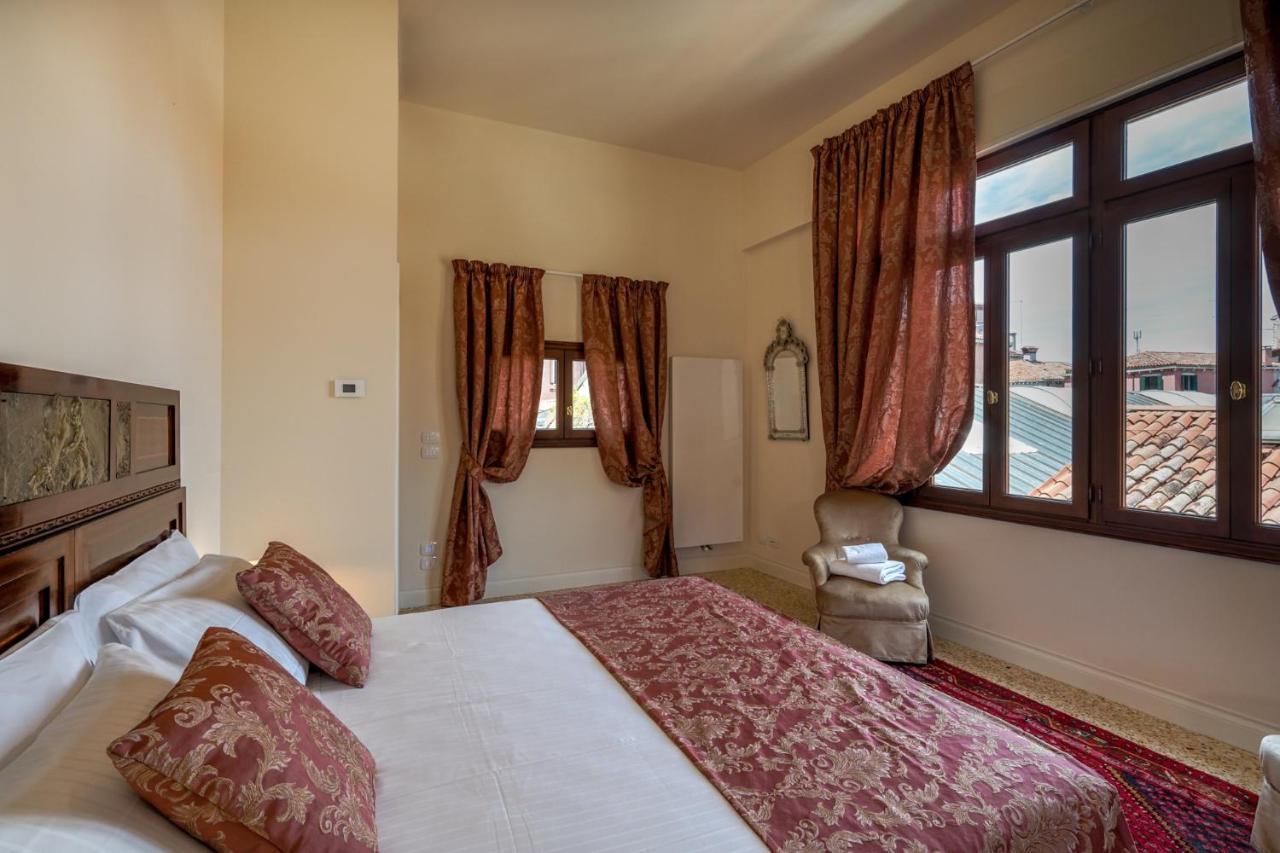 Ca' Longo Palace Damasco Velence Kültér fotó