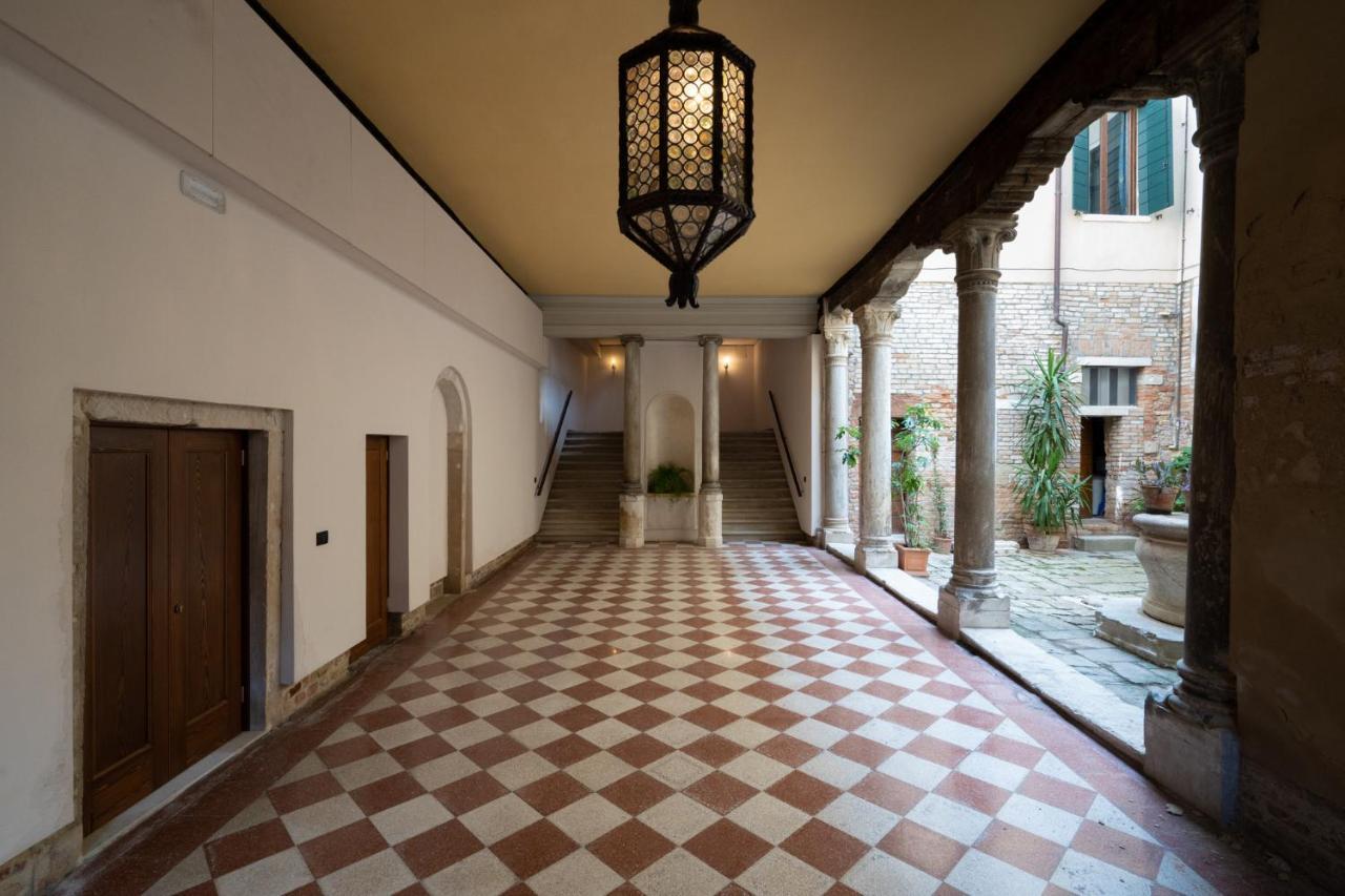 Ca' Longo Palace Damasco Velence Kültér fotó